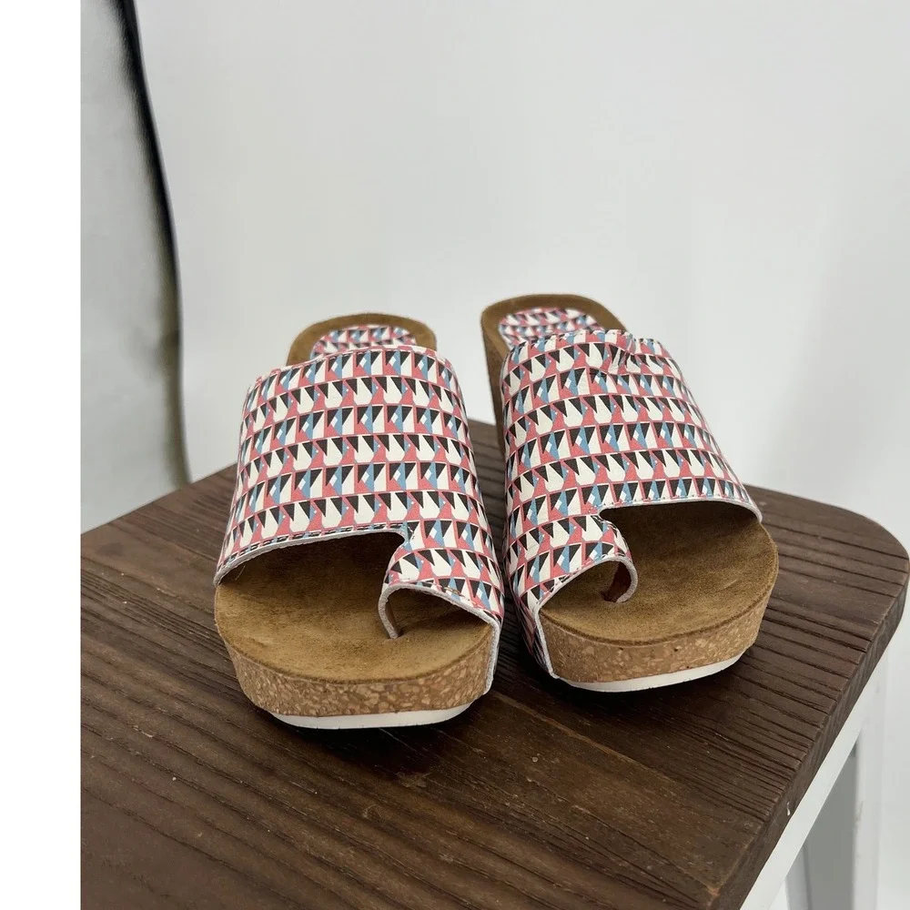 Donald Pliner Ginie-08 Geo Jungle Print Wedge Sandals, Size 7.5 — NWT